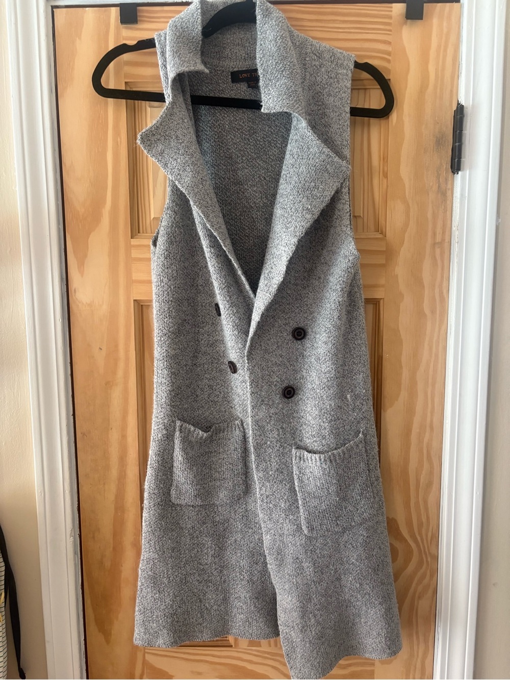 Love Tree Gray Sleeveless Double-Breasted Knit Long Vest